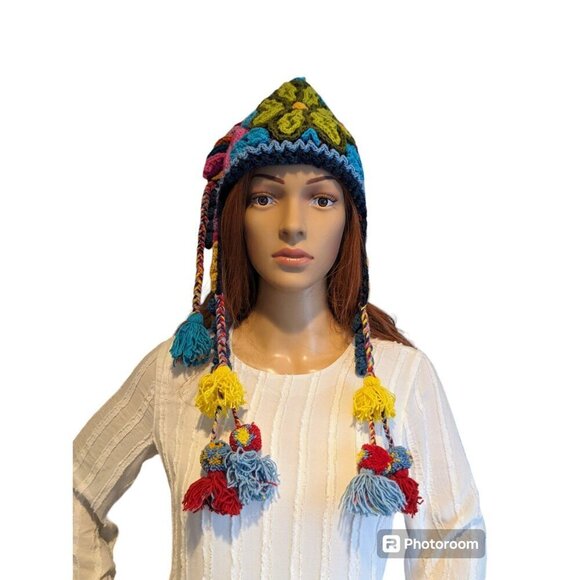 Alpaca Handwoven Chullo/Peruvian Andean hat with earflaps multicolor des… main image 5